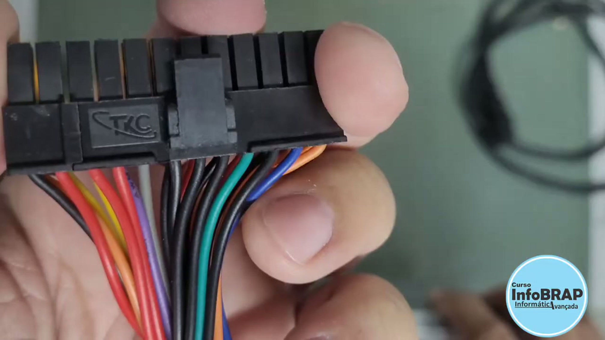 Como Testar a Fonte ATX - Teste Básico pra Saber se está Ligando para Alimentação dos Periféricos